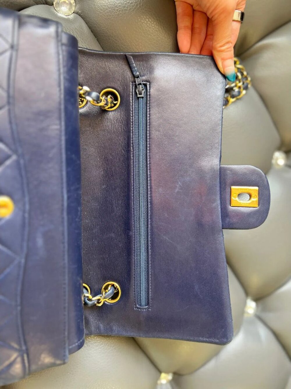 Chanel Navy Blue Quilted Timeless Classique Flap Bag Gold Hardware Vintage - Picture 10 of 15
